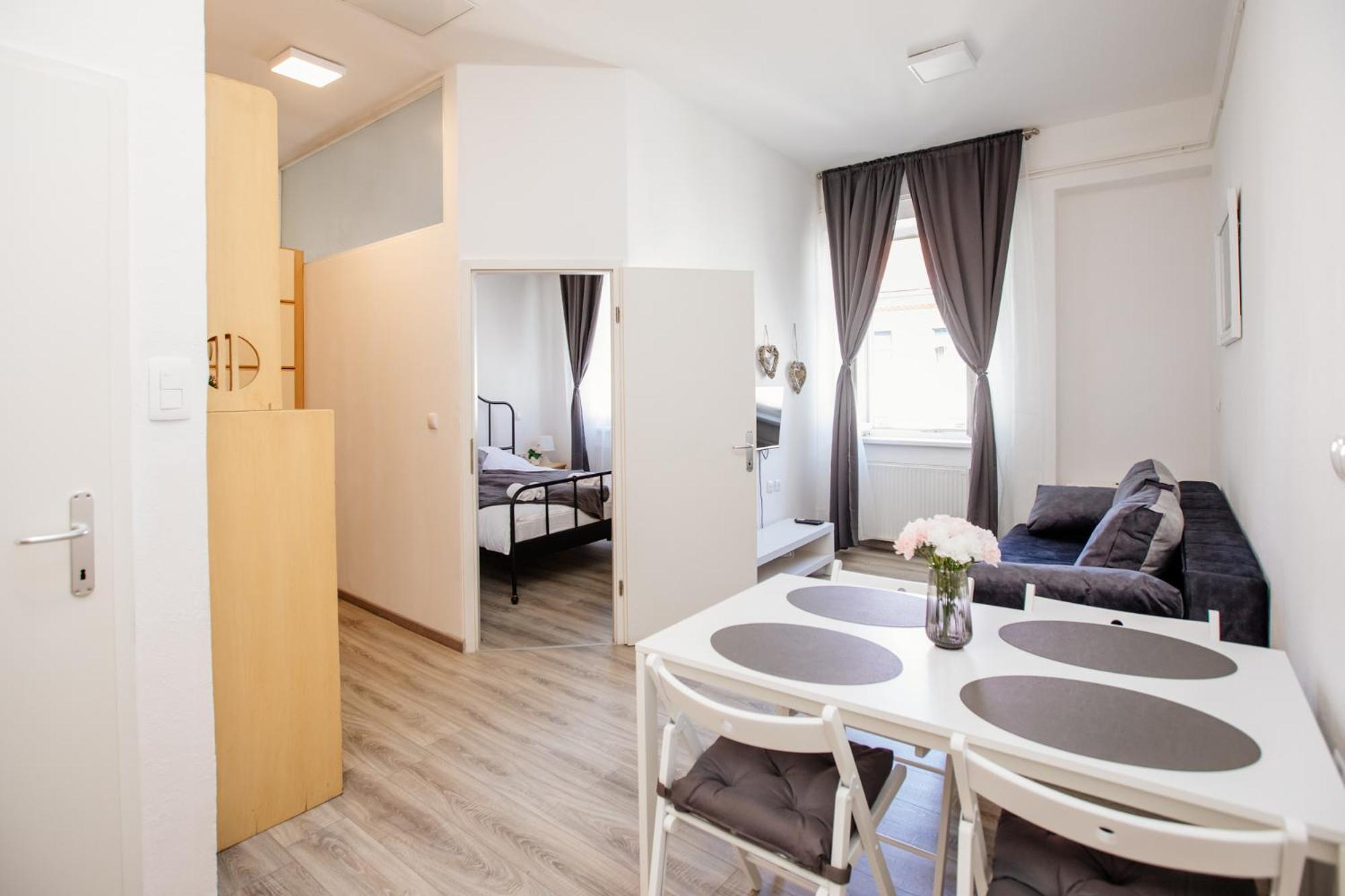 Central View Point Apartment ลูบลิยานา ภายนอก รูปภาพ